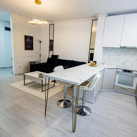 Maieru's Xcity Tower 2 Appartamento